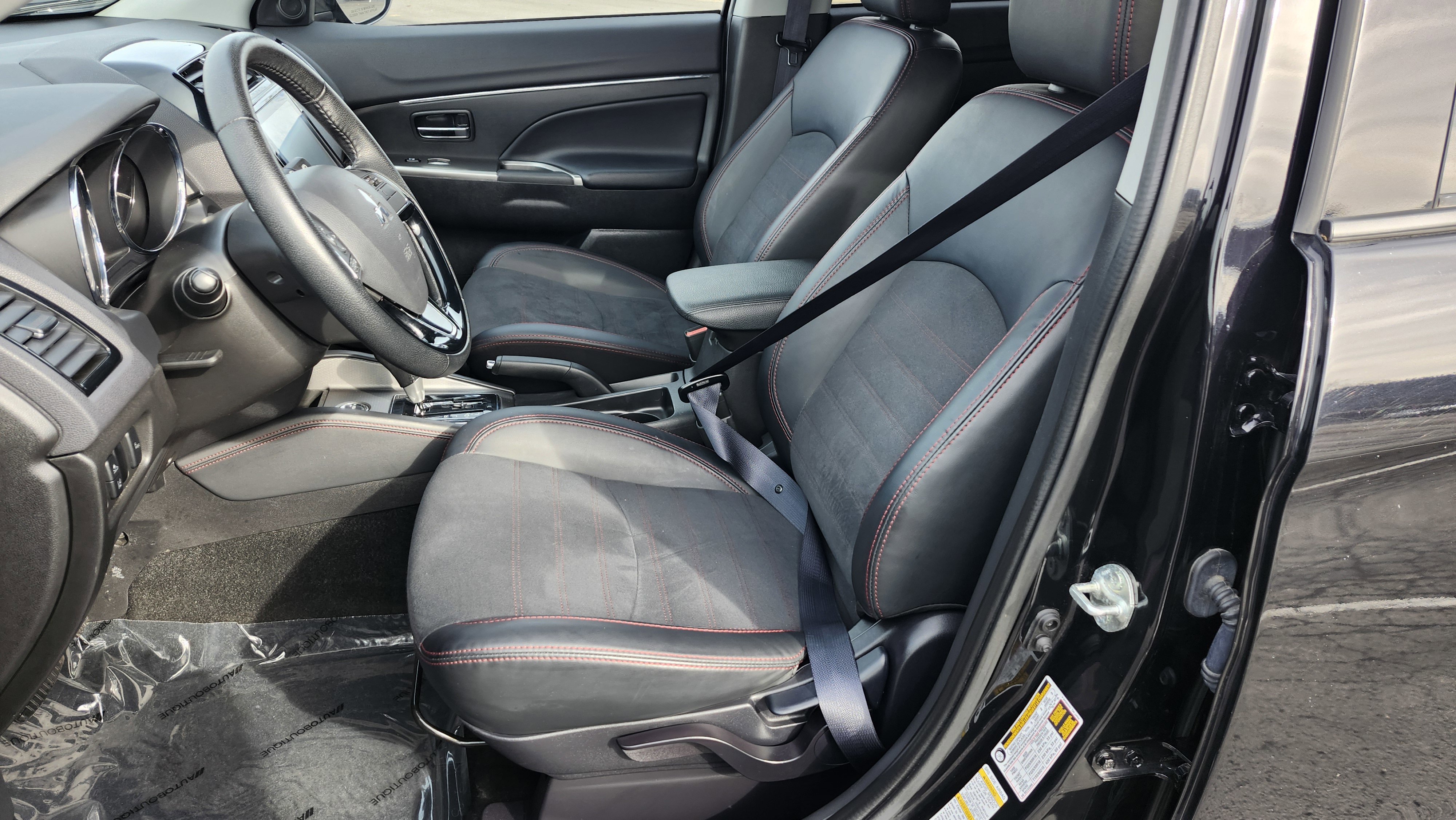 Used 2024 Mitsubishi Outlander Sport AWD image 25