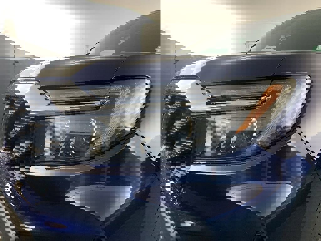 Used 2023 Honda Passport EX-L image 11