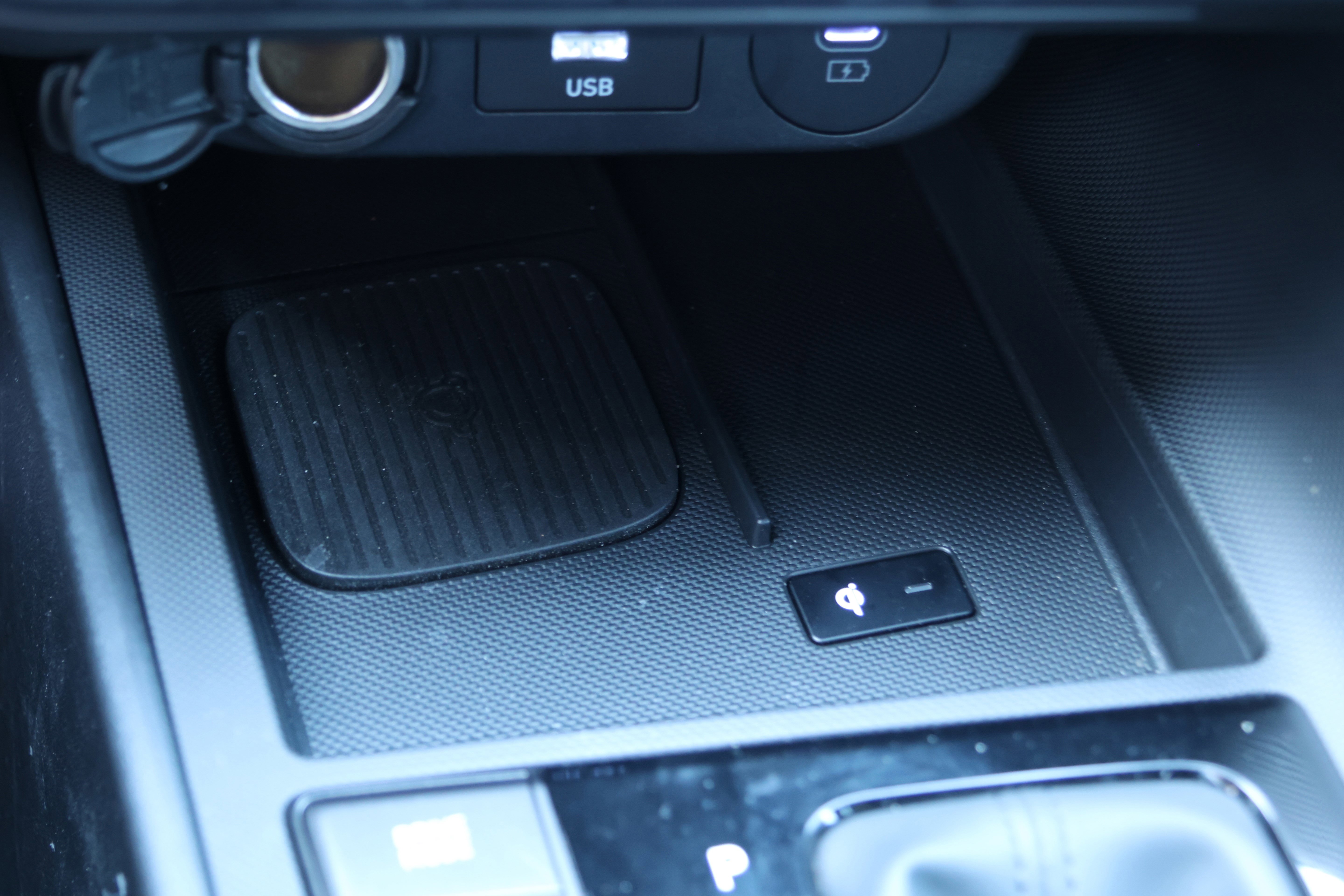 Used 2025 Hyundai Elantra Sport image 26