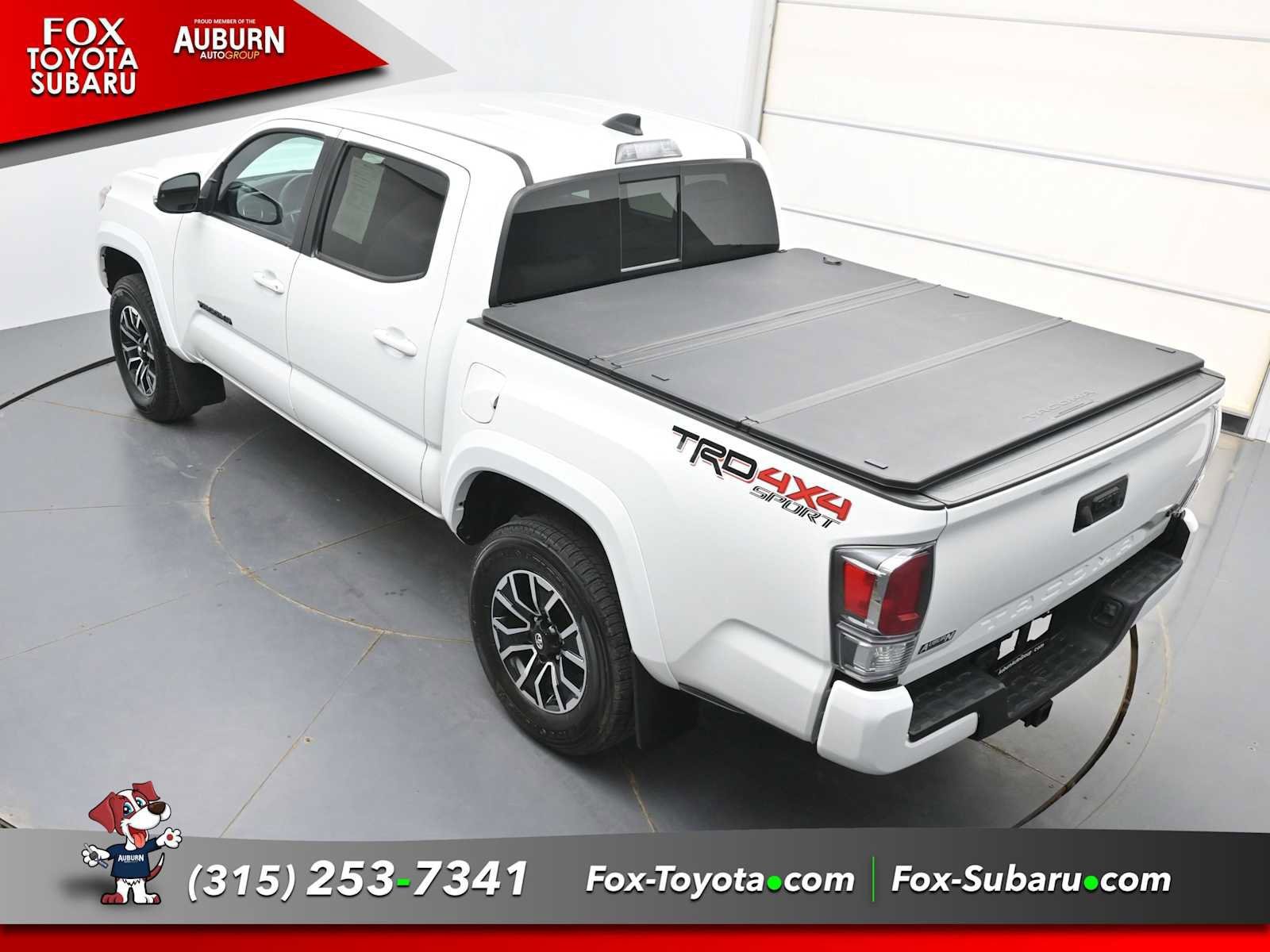 Used 2023 Toyota Tacoma TRD Sport AWD/4WD image 25