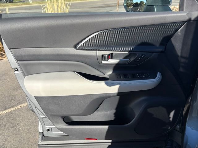 Used 2026 Toyota Grand Highlander AWD Hybrid image 10