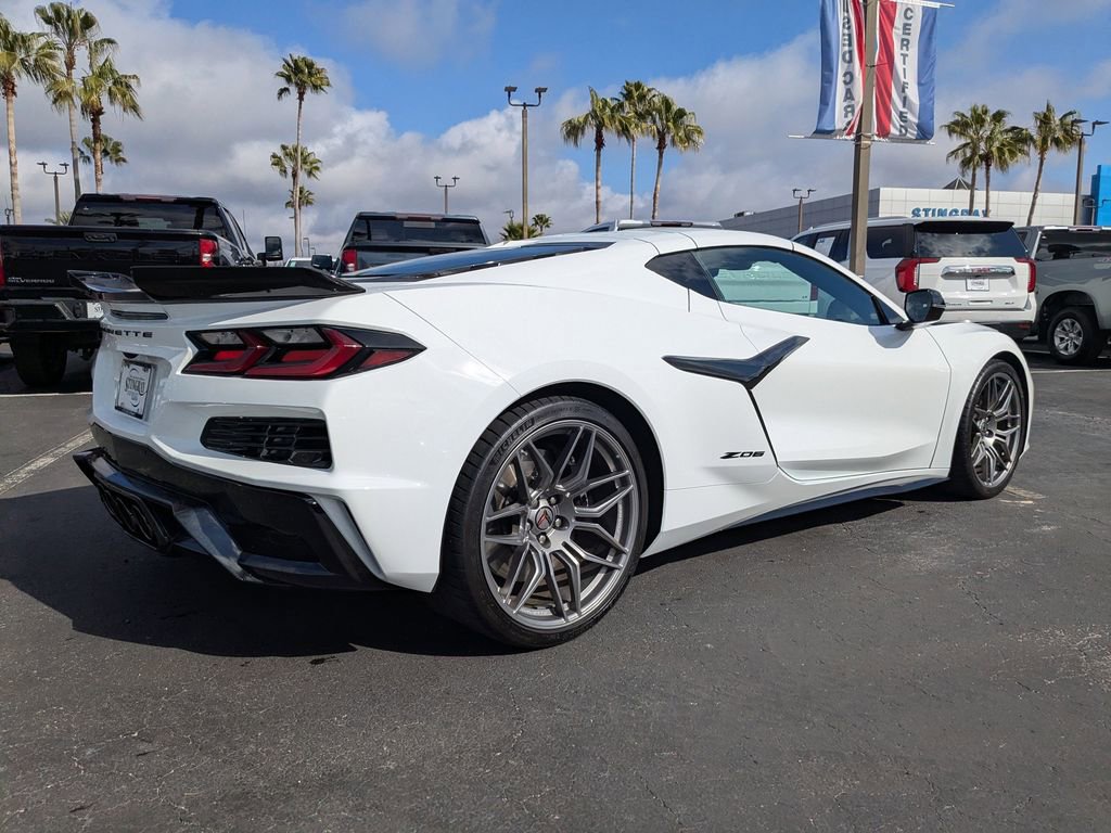 Used 2024 Chevrolet Corvette Z06 image 4