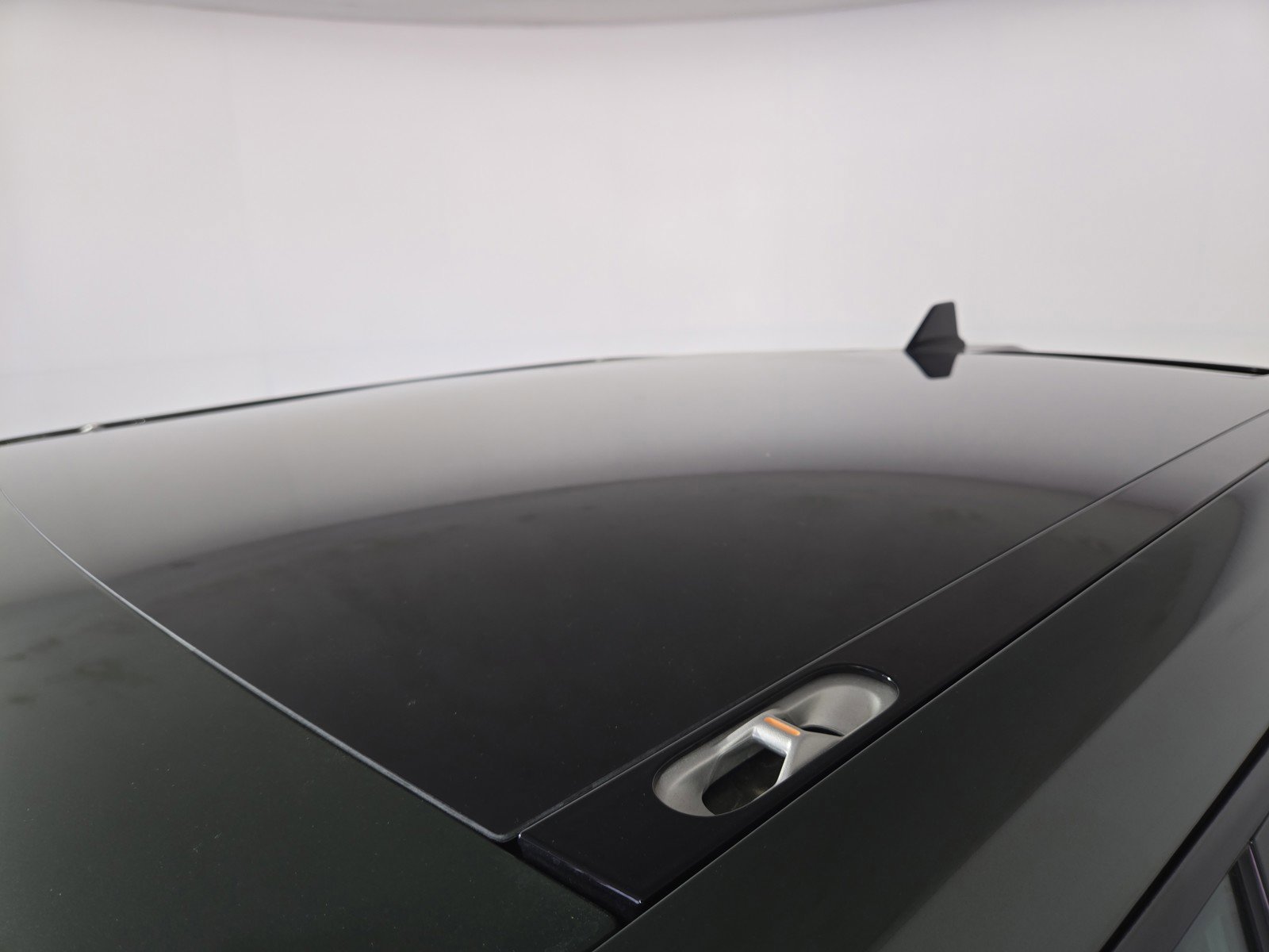 Used 2023 Rivian R1T Adventure image 13