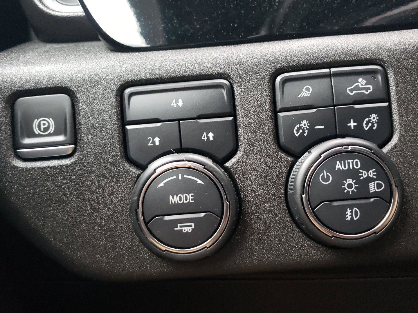 Used 2024 Chevrolet Silverado 2500 LT w/ All Star Edition image 15