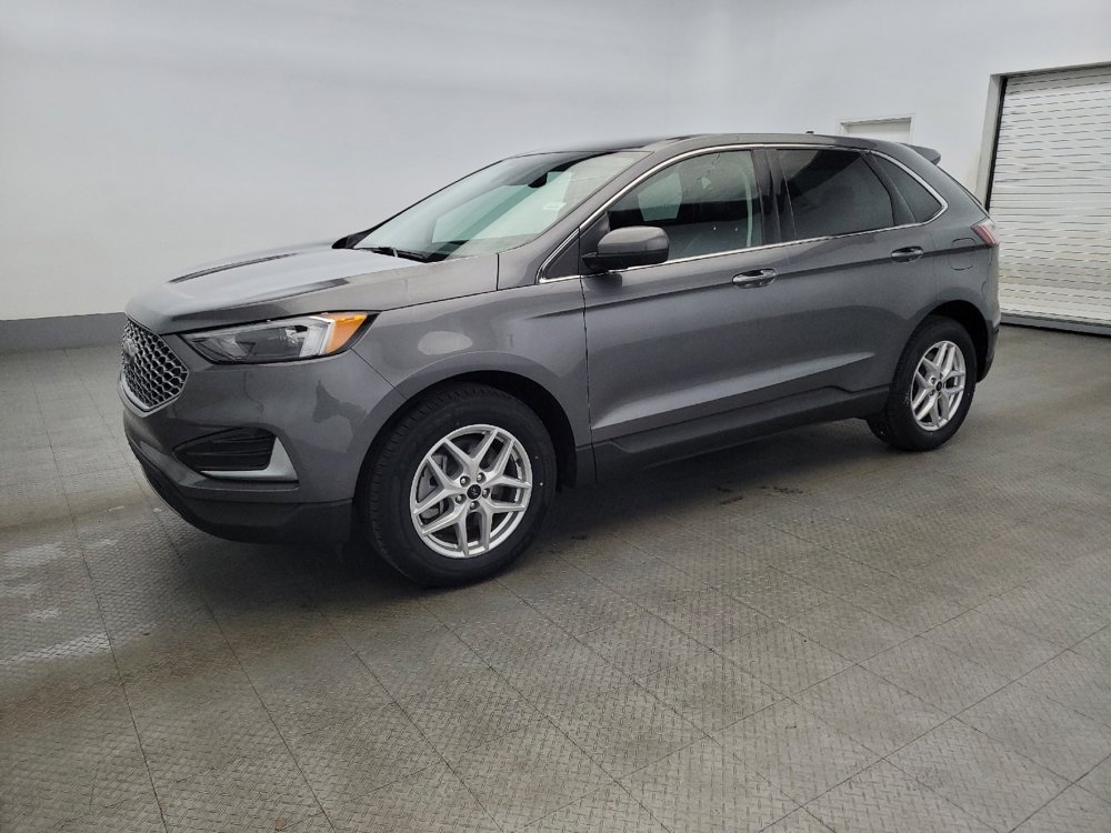Used 2024 Ford Edge SEL image 2