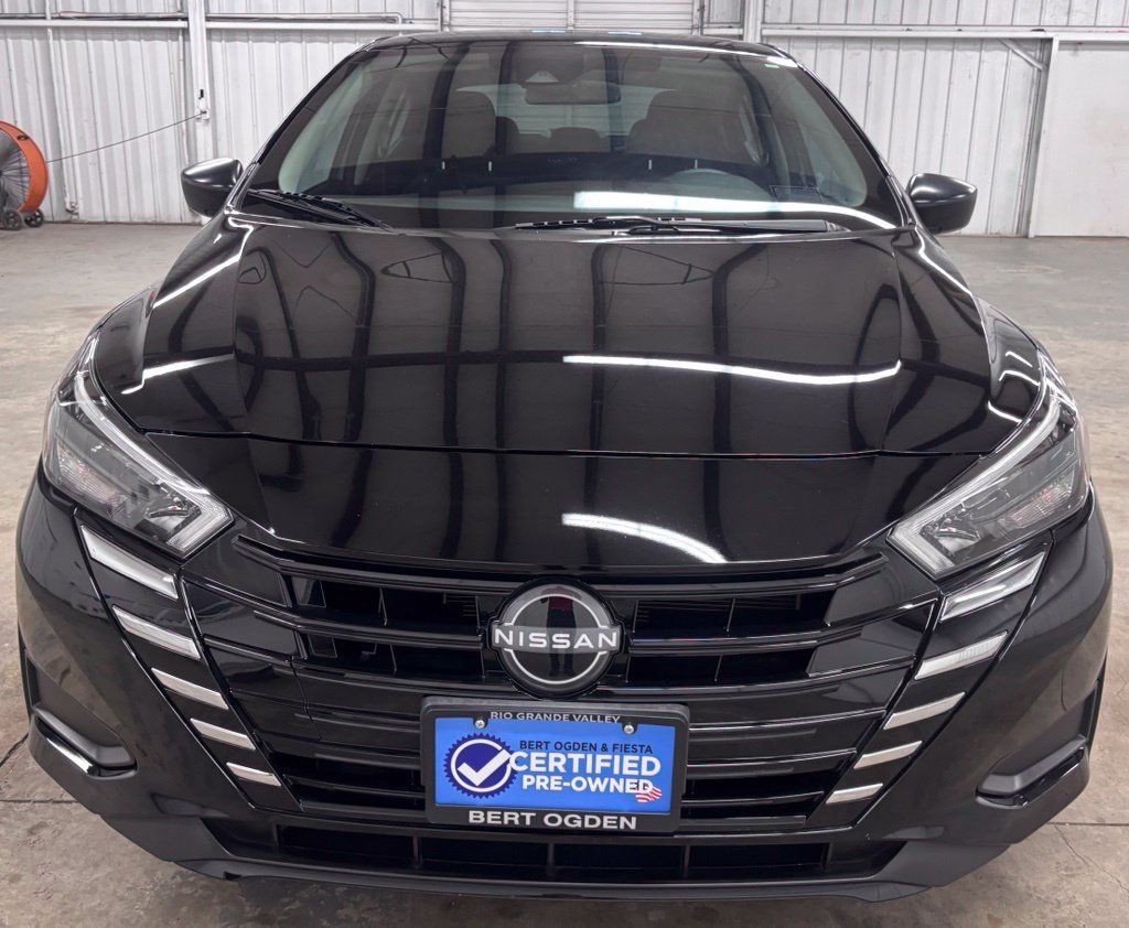 Used 2025 Nissan Versa S w/ S Plus Package FWD image 2