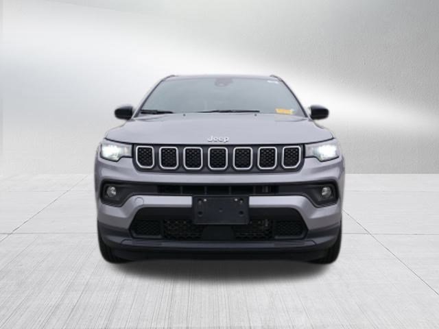 Used 2024 Jeep Compass Latitude image 9