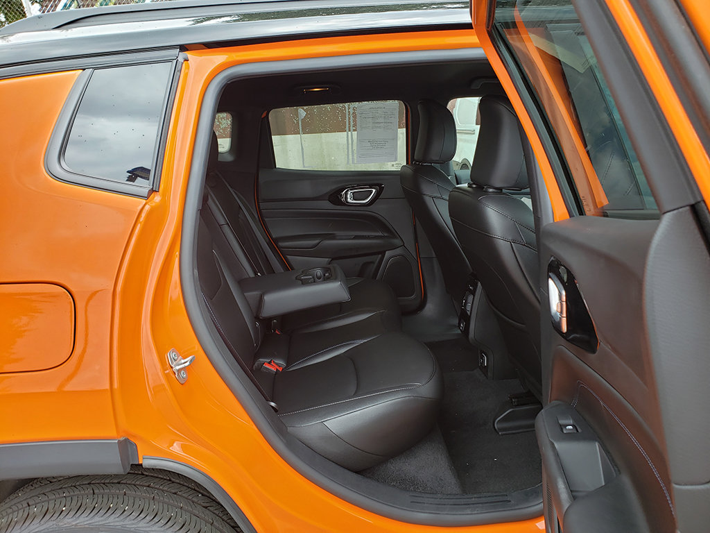 Used 2026 Jeep Compass Limited AWD/4WD image 17