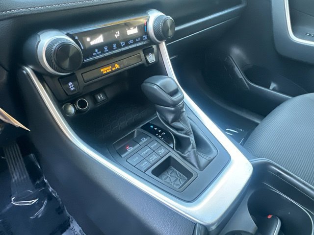 Used 2019 Toyota RAV4 LE w/ All Weather Liner Package AWD/4WD image 33