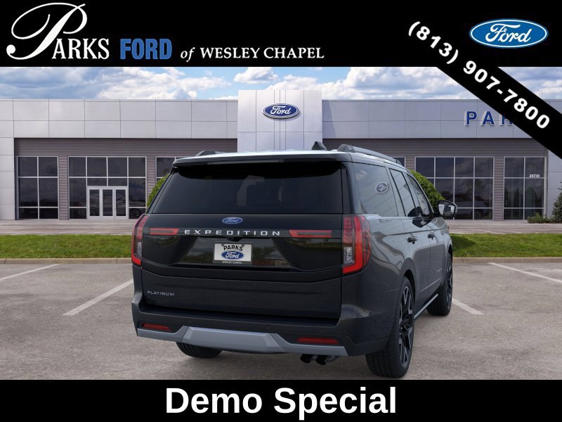 New 2026 Ford Expedition Platinum w/ Platinum Ultimate Package AWD/4WD image 8