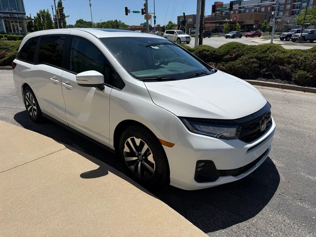 Used 2026 Honda Odyssey EX-L image 4