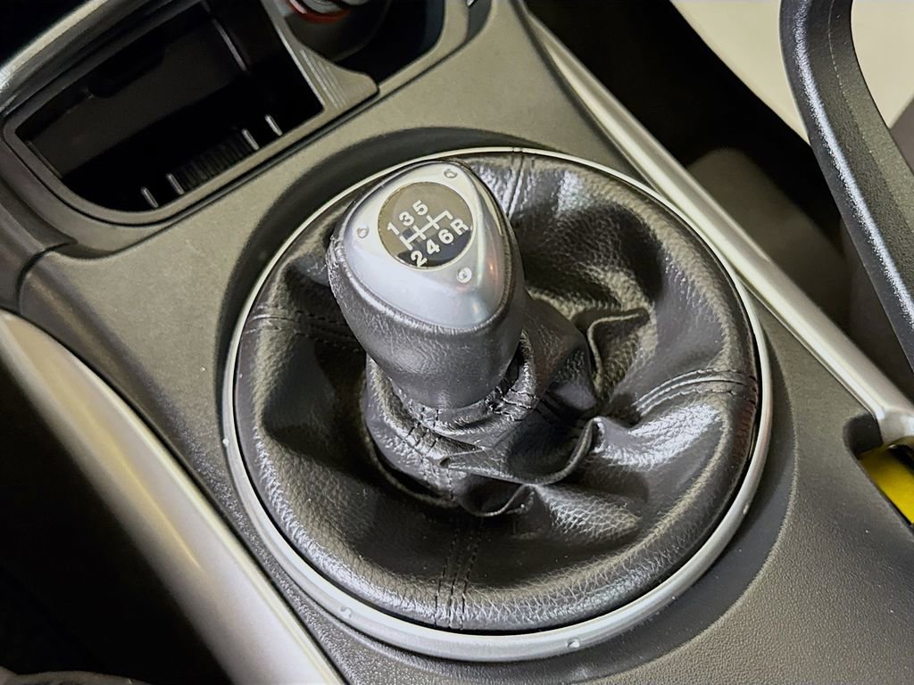 Used 2004 MAZDA RX-8 w/ MT Sport Pkg image 15