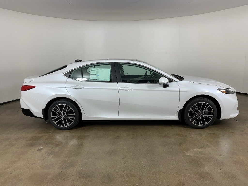 New 2026 Toyota Camry XLE image 7