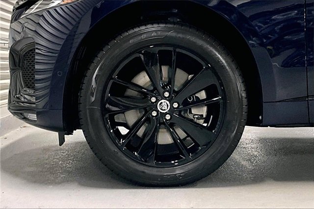 New 2026 Jaguar F-PACE R-Dynamic S image 10