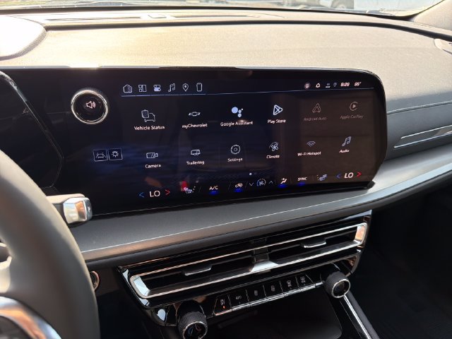 New 2026 Chevrolet Traverse LT w/ Driver Confidence Package FWD image 25