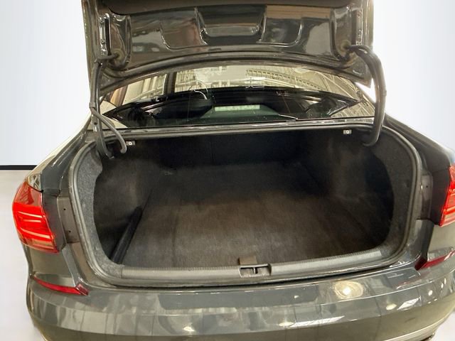 Used 2017 Volkswagen Passat 1.8T R-Line w/ R-Line Lighting Package FWD image 25