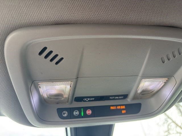 Used 2019 Chevrolet Malibu RS w/ LPO, Convenience Package 1 image 28