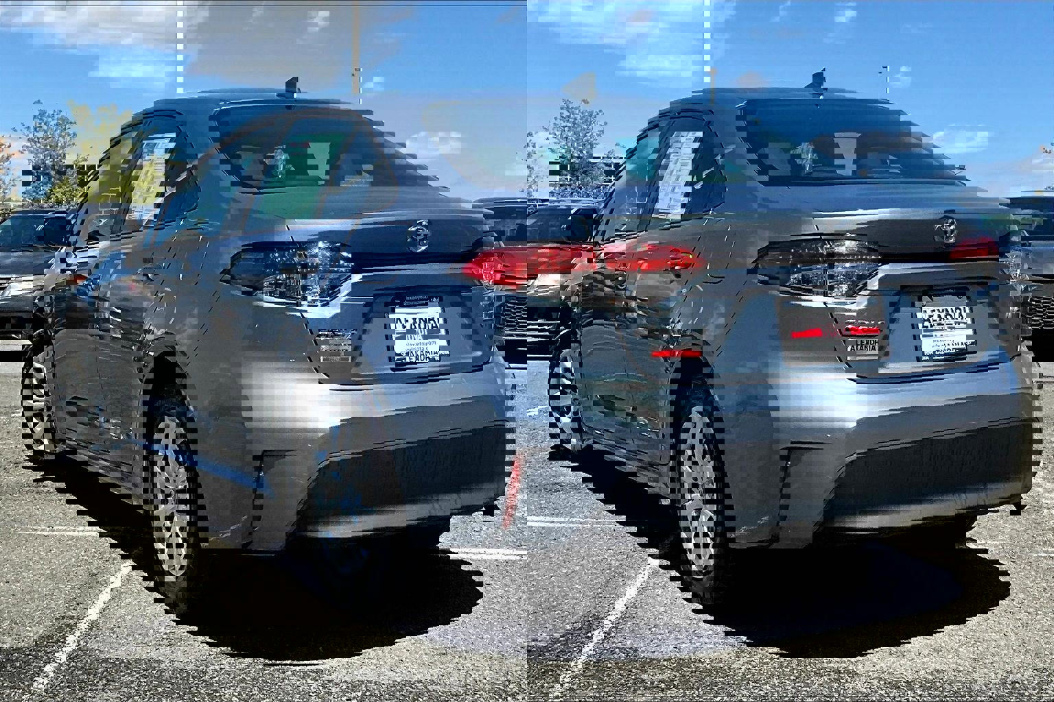 Used 2023 Toyota Corolla LE image 11