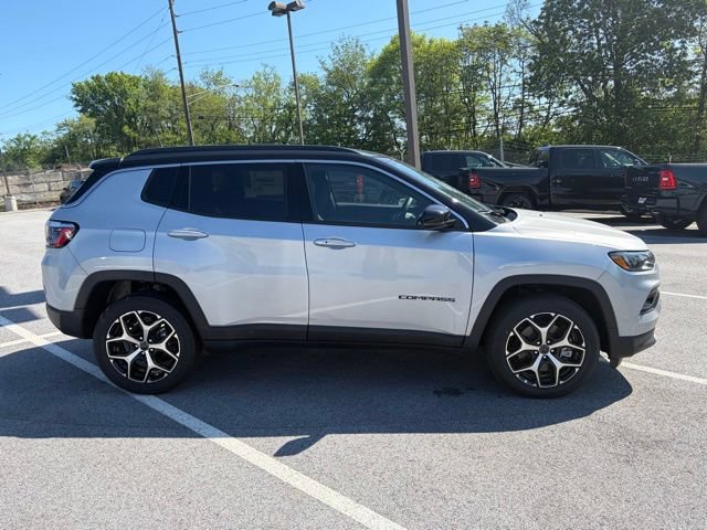 New 2026 Jeep Compass Limited AWD/4WD image 9