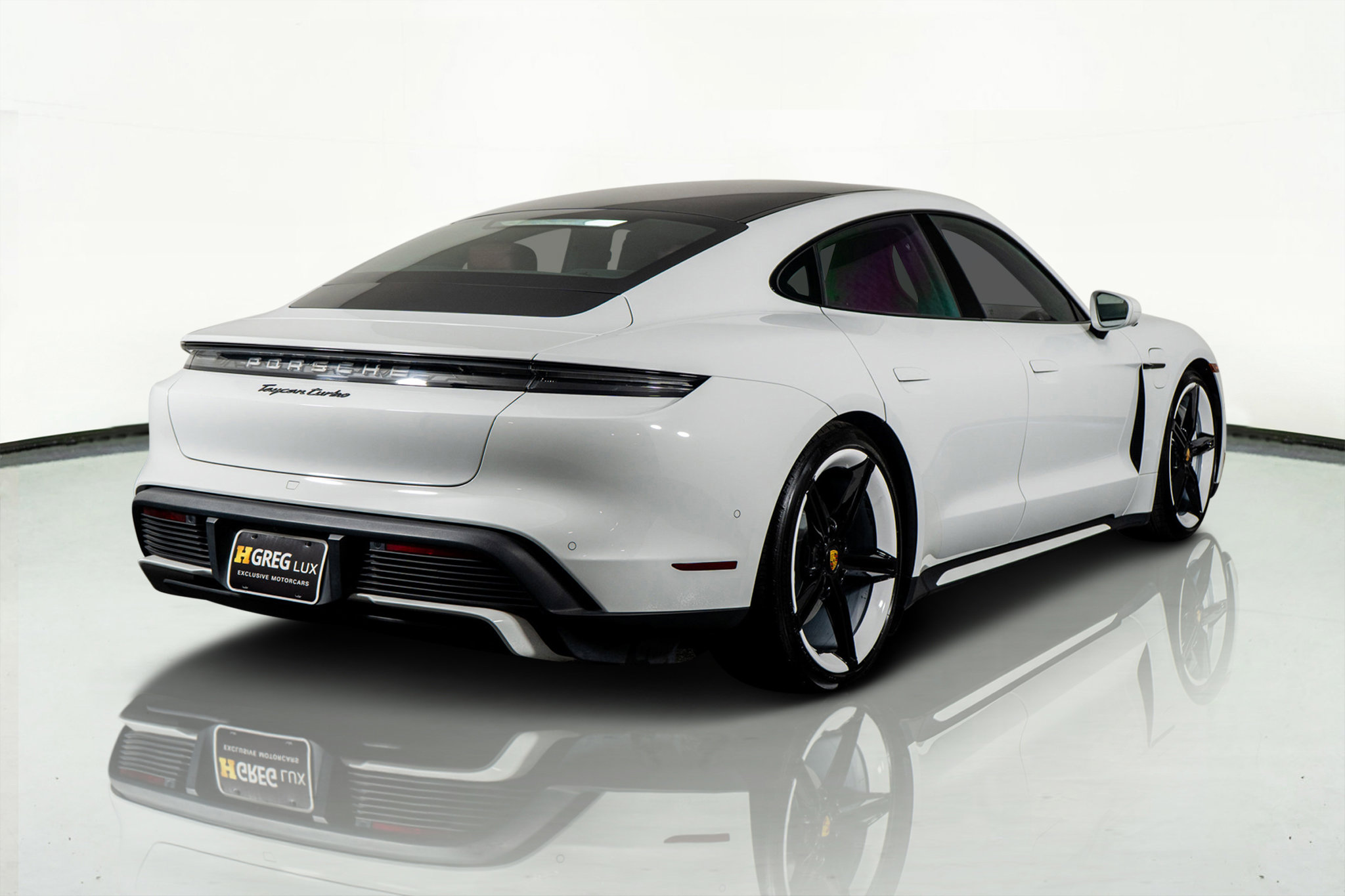 Used 2024 Porsche Taycan Turbo w/ Premium Package image 10