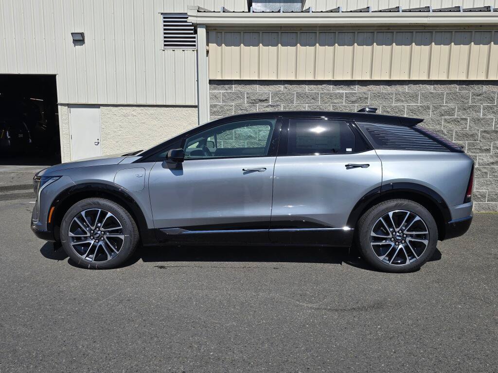 New 2026 Cadillac Optiq Sport 1 AWD/4WD image 3