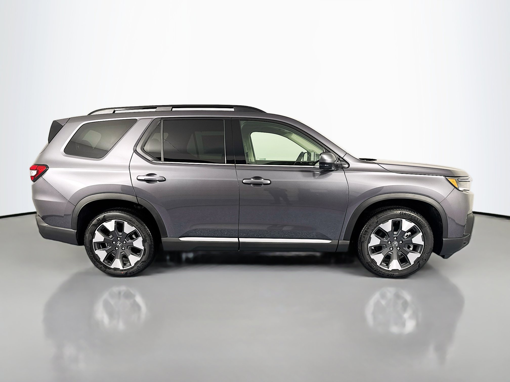 New 2026 Honda Pilot Elite image 4