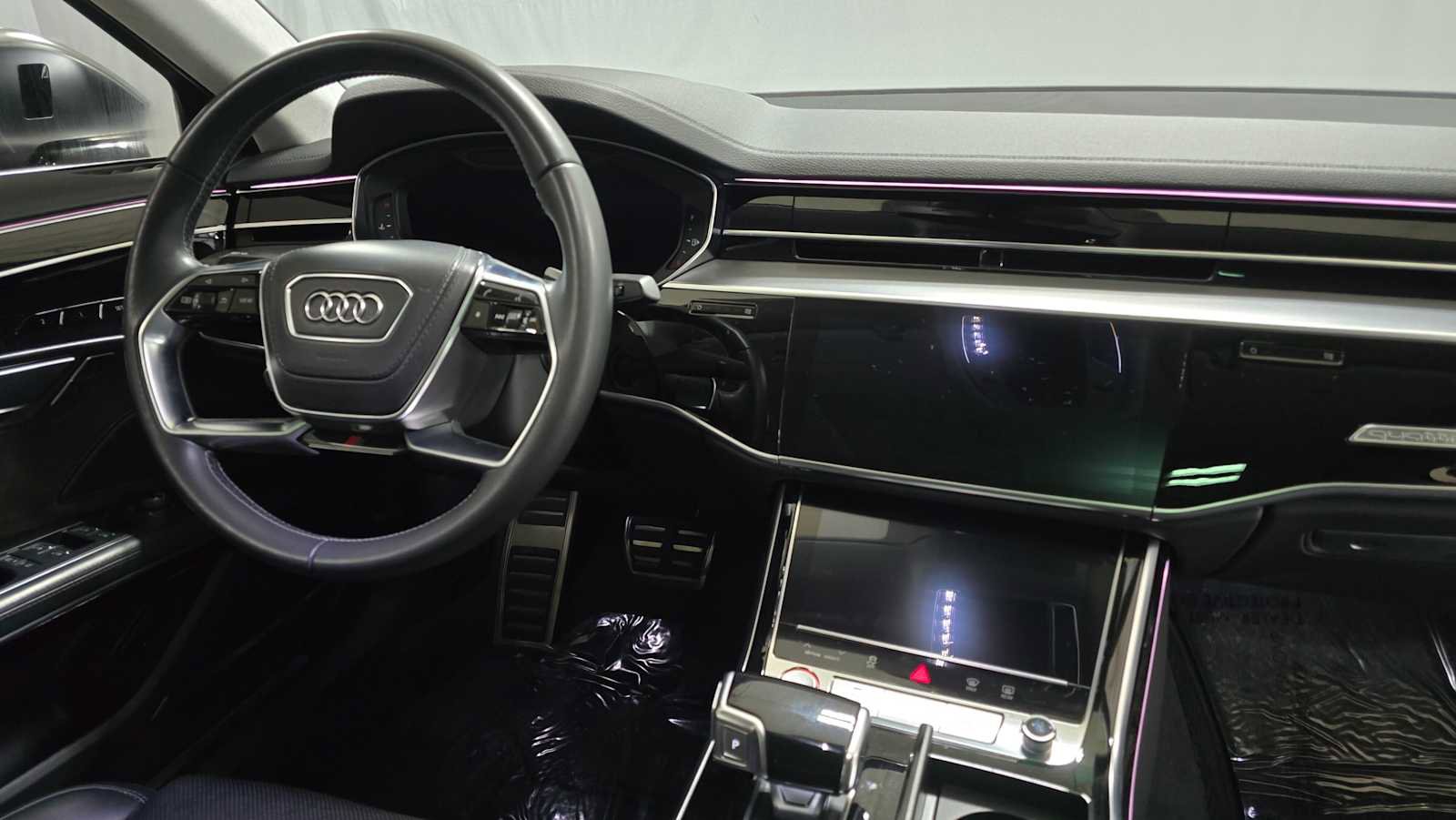 Used 2020 Audi S8 L w/ S8 Executive Package AWD/4WD image 11