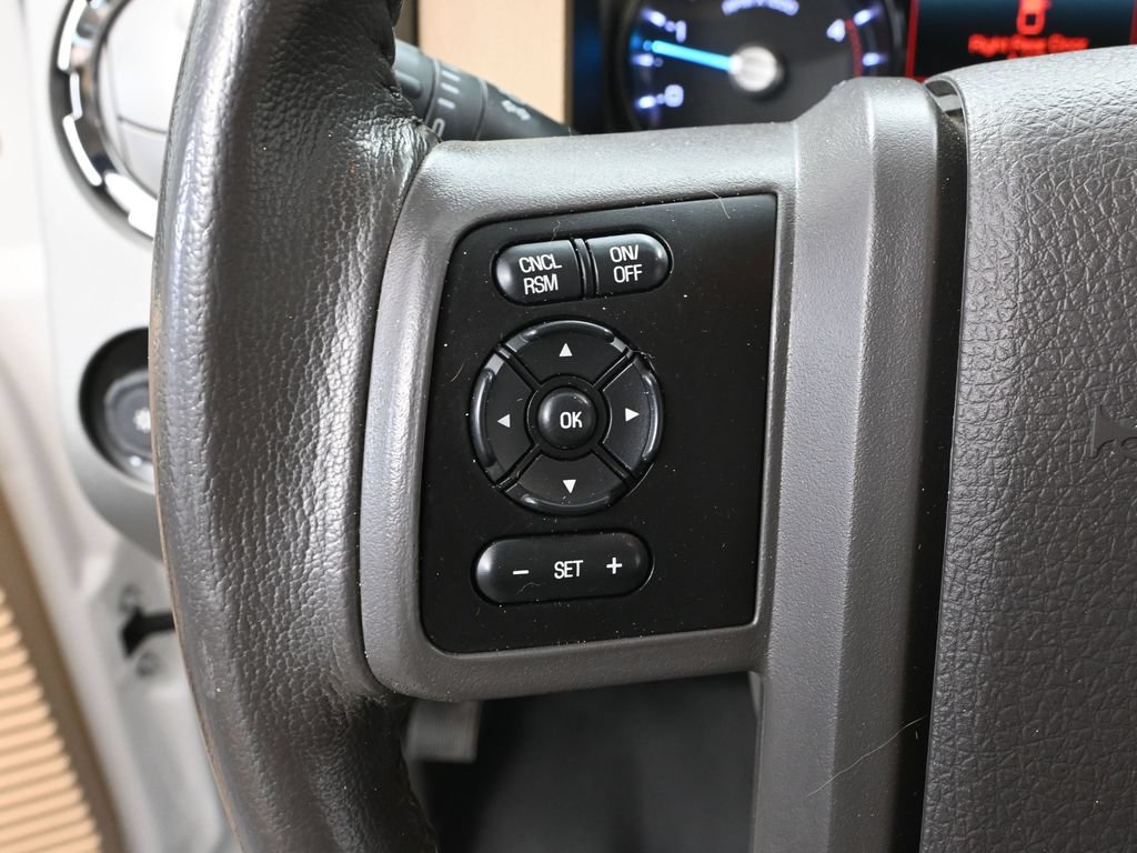 Used 2015 Ford F350 Lariat w/ Camper Package AWD/4WD image 21