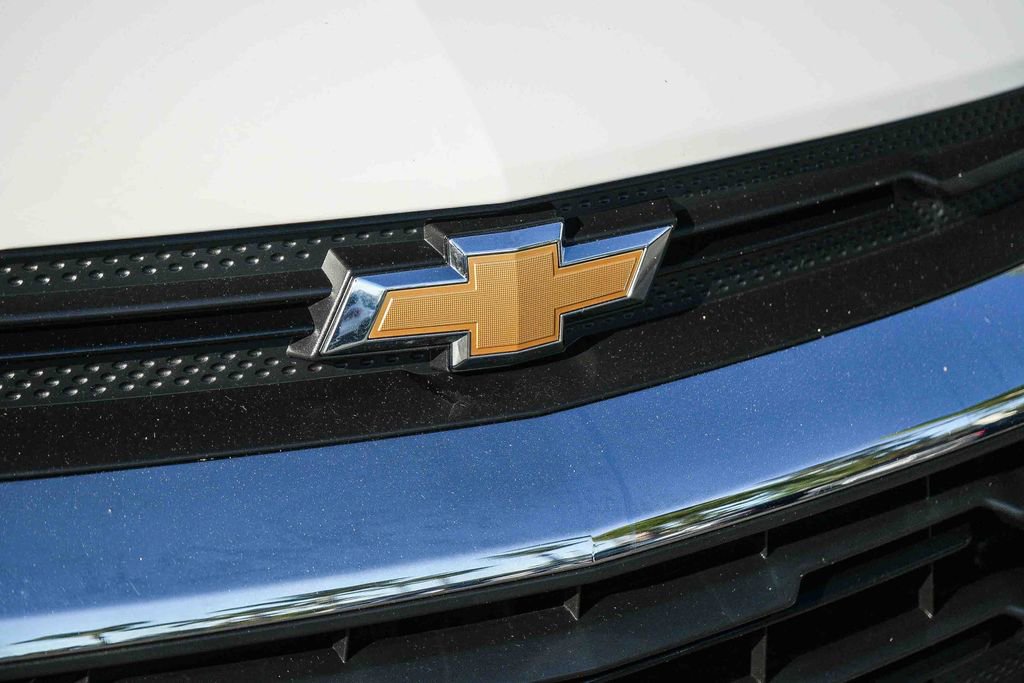 Used 2023 Chevrolet TrailBlazer LT w/ Convenience Package FWD image 9