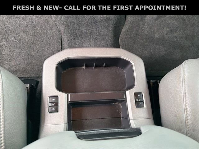 Used 2014 Toyota Sequoia Platinum image 39