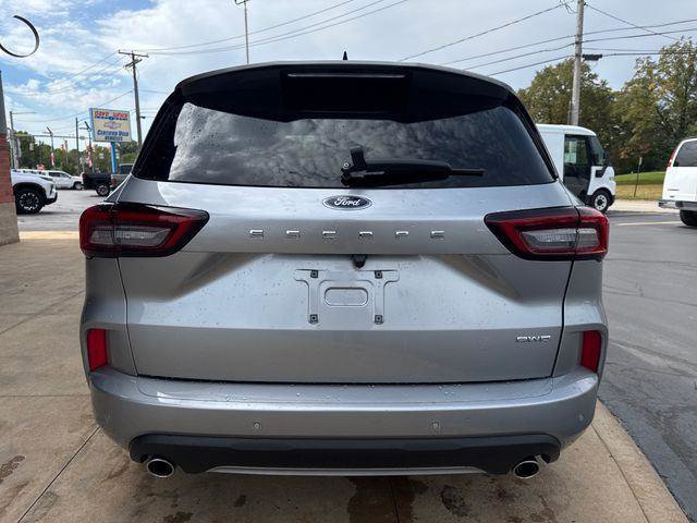 Used 2023 Ford Escape ST-Line w/ Tech Pack #1 image 8