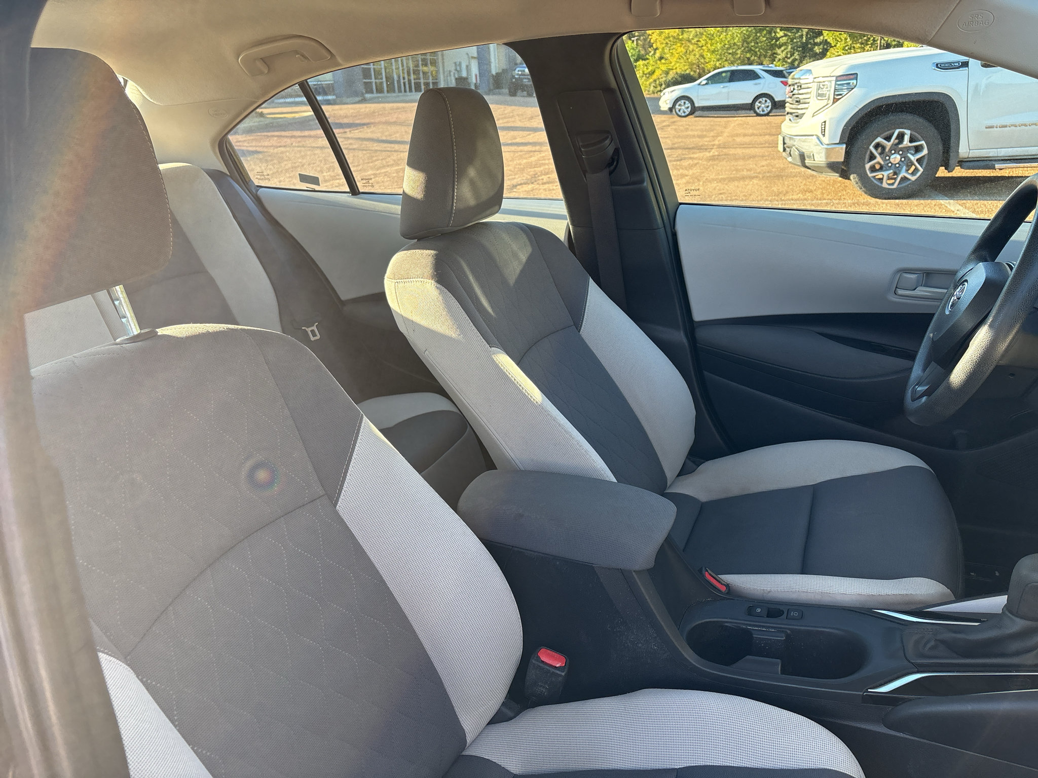 Used 2024 Toyota Corolla LE FWD image 12
