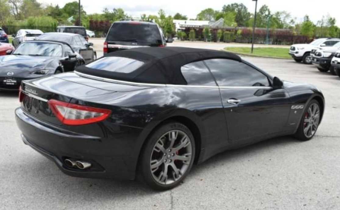 Used 2015 Maserati GranTurismo Convertible RWD image 7