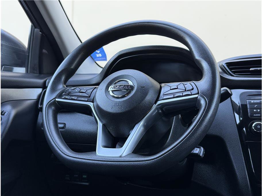 Used 2021 Nissan Rogue Sport S image 51