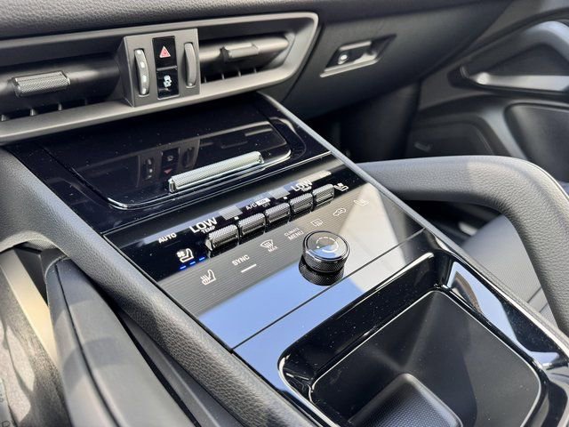 New 2026 Porsche Cayenne Coupe image 21