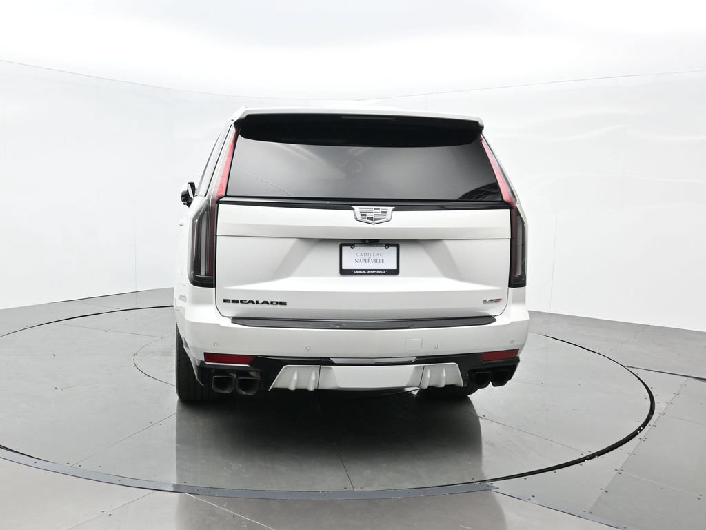 Used 2023 Cadillac Escalade V w/ LPO, ONYX Package AWD/4WD image 5