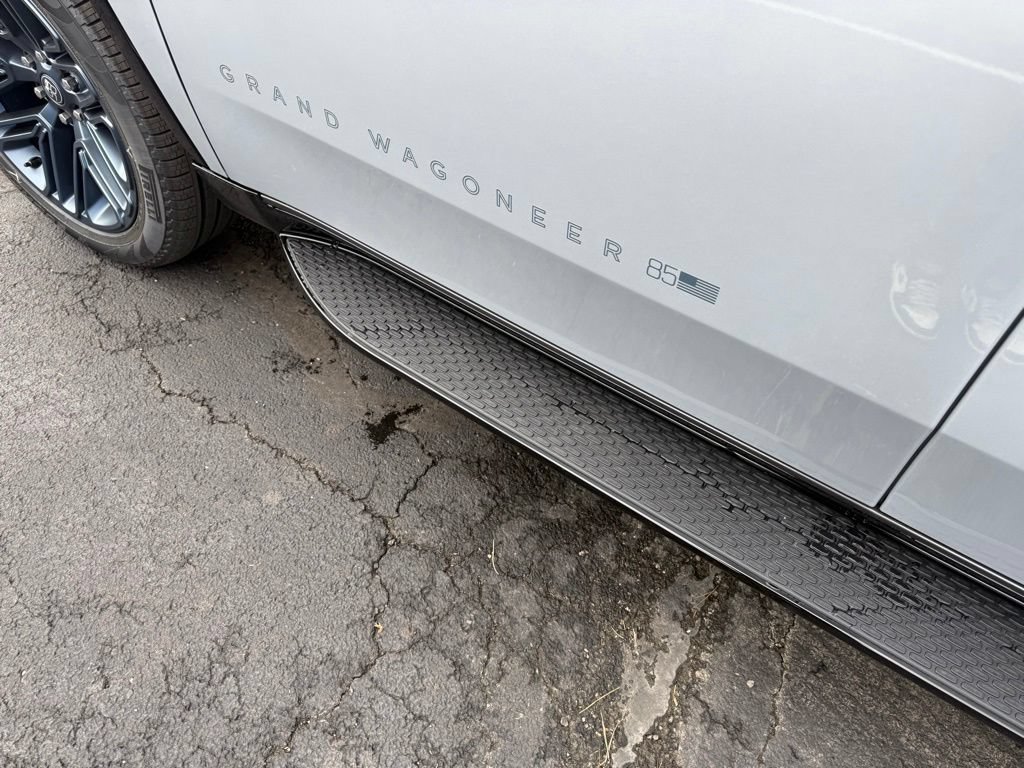 New 2026 Jeep Grand Wagoneer 4WD image 11