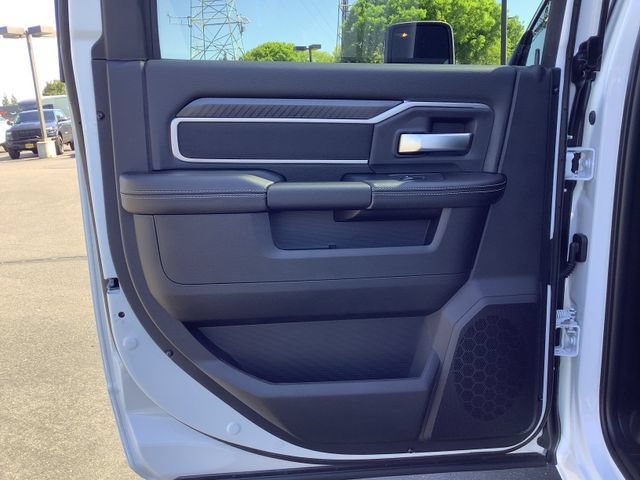 New 2026 RAM 2500 Big Horn AWD/4WD image 26