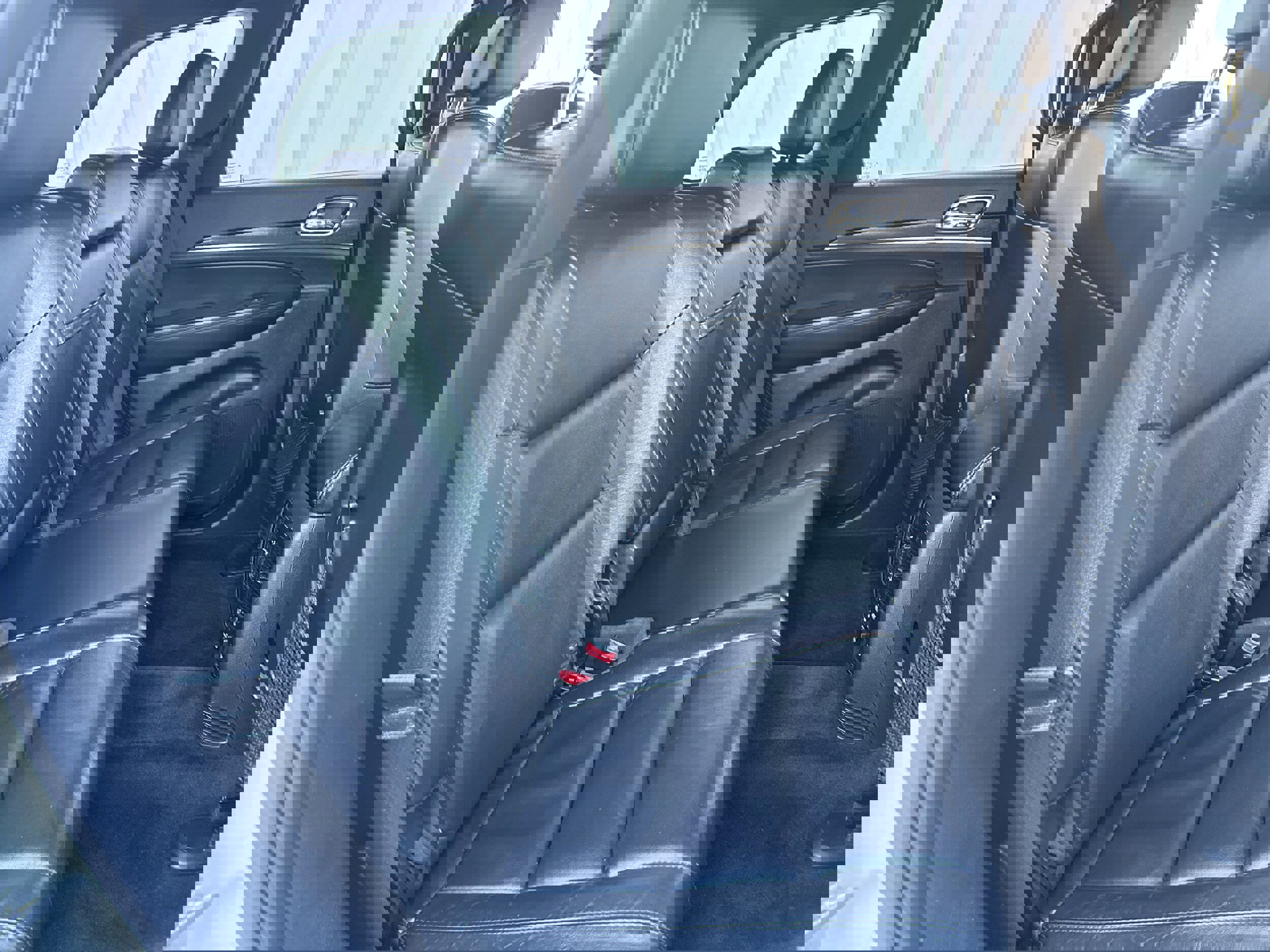 Used 2018 Jeep Grand Cherokee Limited image 15