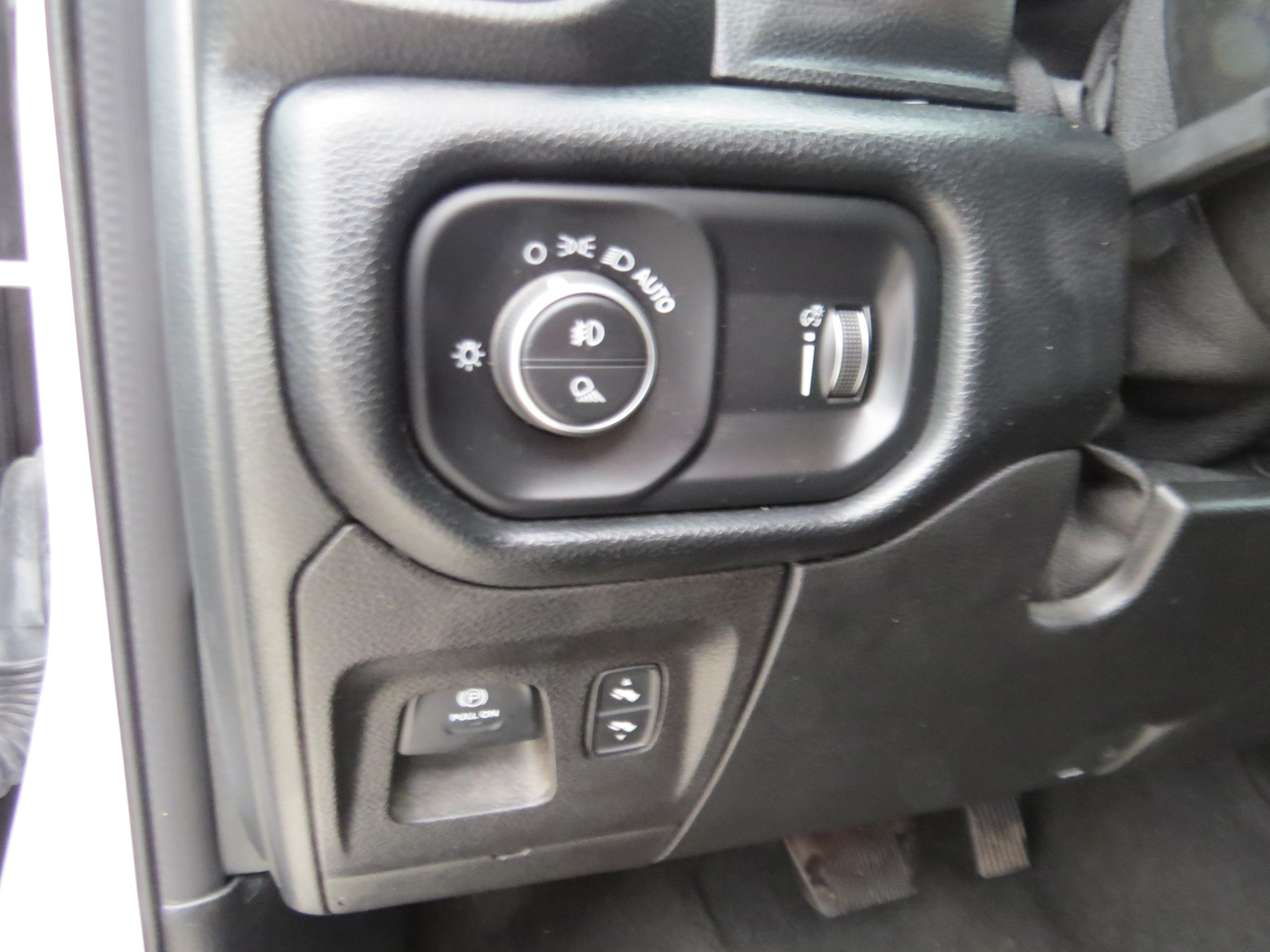 Used 2021 RAM 1500 Big Horn RWD image 18