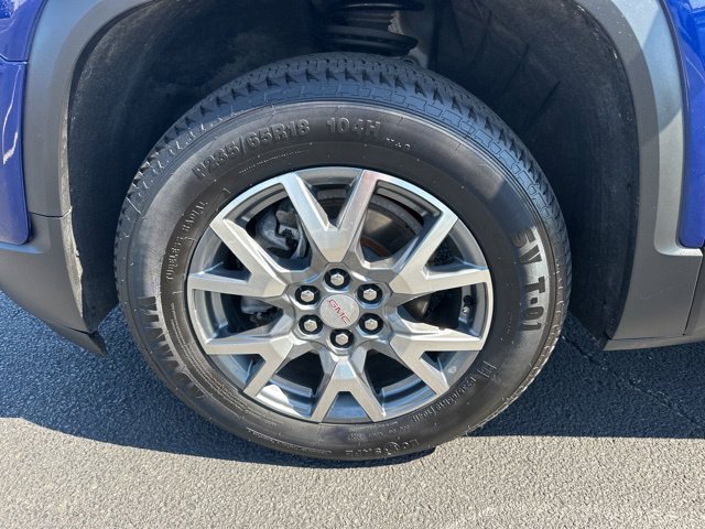 Used 2023 GMC Acadia SLT AWD/4WD image 32
