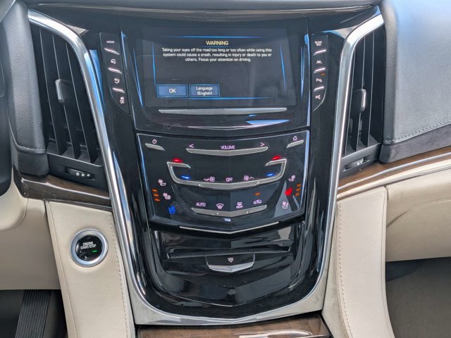 Certified 2018 Cadillac Escalade ESV Luxury RWD image 21