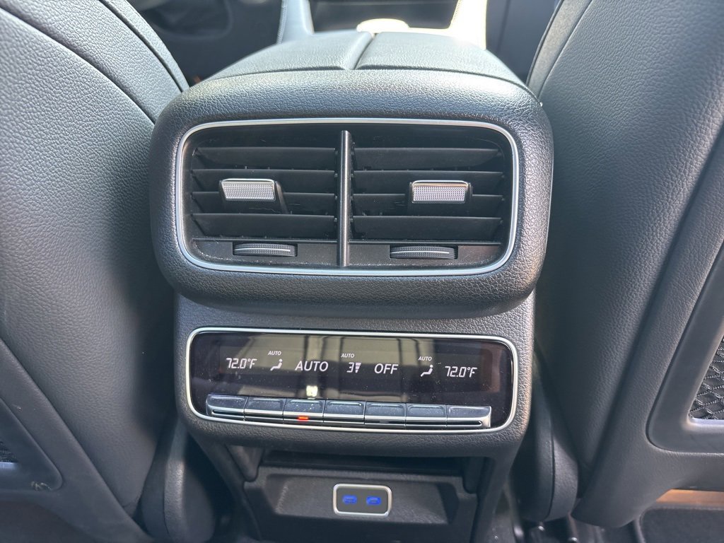 Used 2025 Mercedes-Benz GLS 450 4MATIC image 16