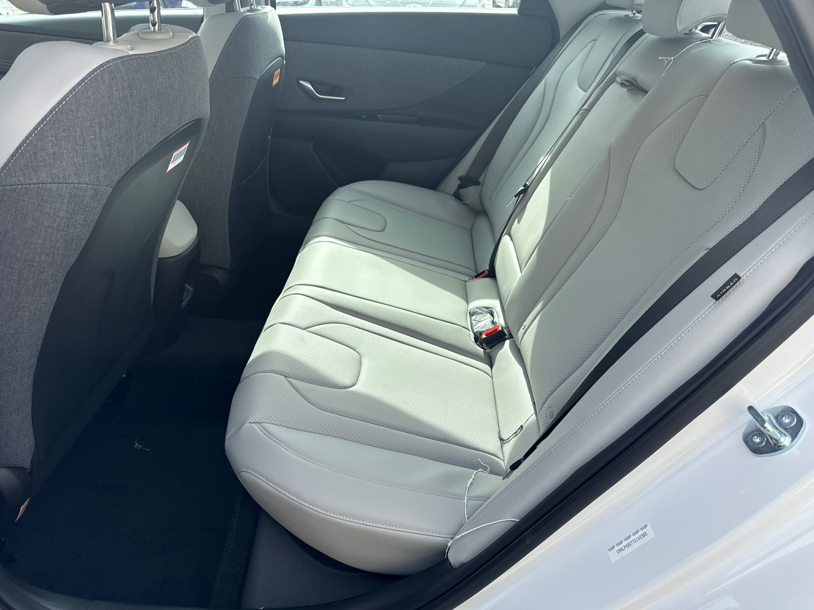 New 2026 Hyundai Elantra Limited FWD image 21