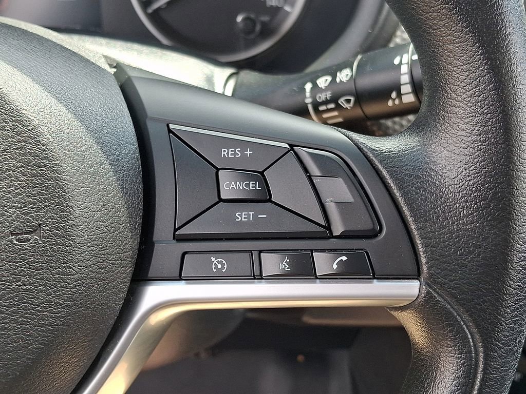 Used 2018 Nissan Kicks SV image 24