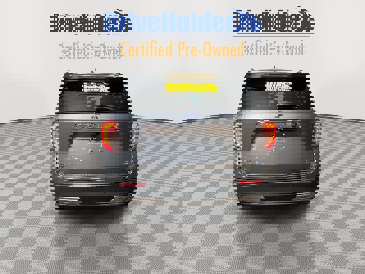 Used 2023 Ford Explorer XLT w/ Equipment Group 202A image 7