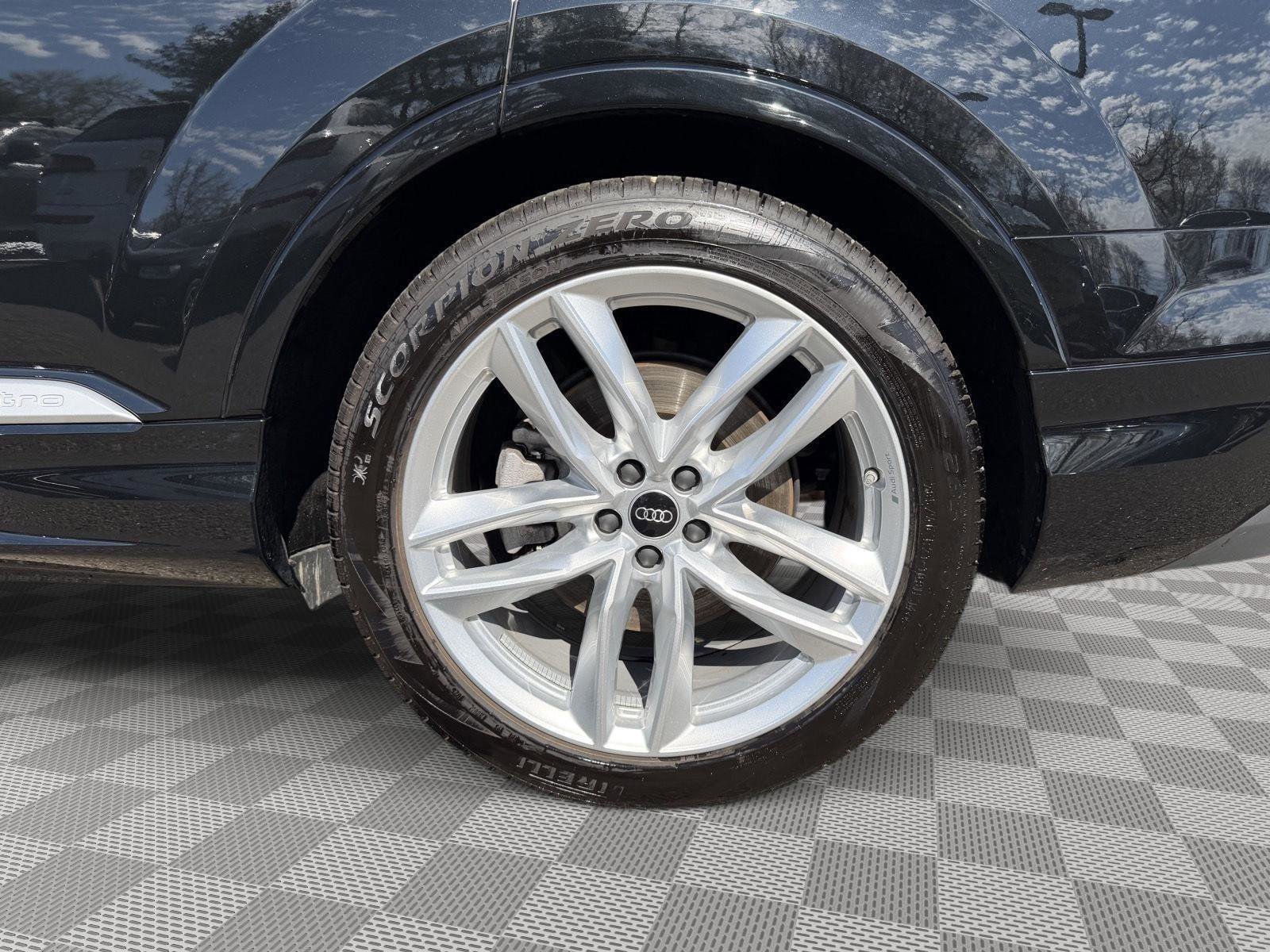 Used 2025 Audi Q7 3.0T Premium Plus w/ Premium Plus Package image 8