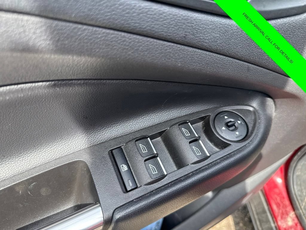 Used 2019 Ford Escape SEL AWD/4WD image 27