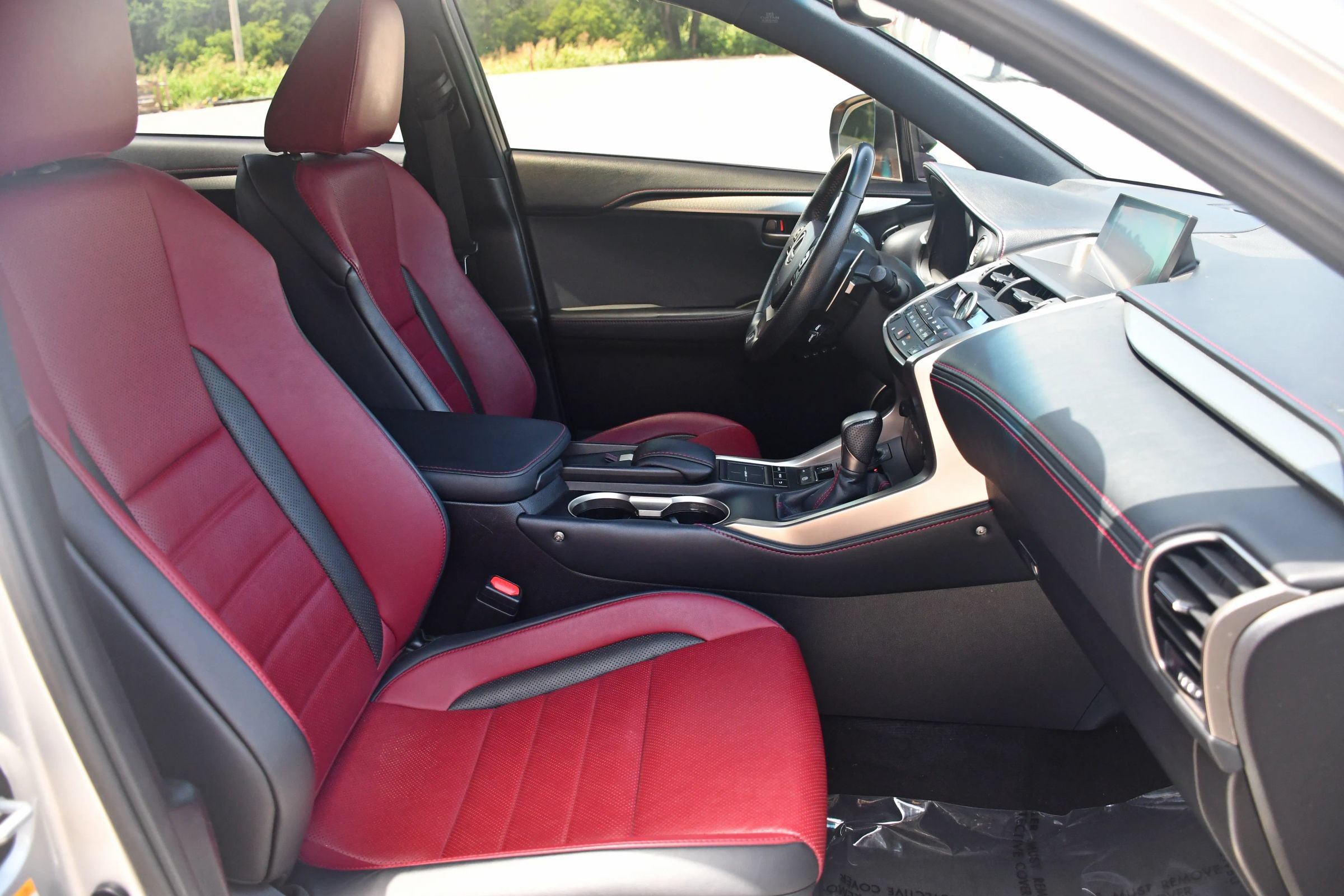 Used 2015 Lexus NX 200t F Sport w/ Navigation System Package AWD/4WD image 19