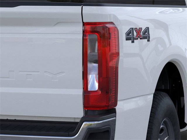 New 2026 Ford F250 XL w/ XL Chrome Package image 21